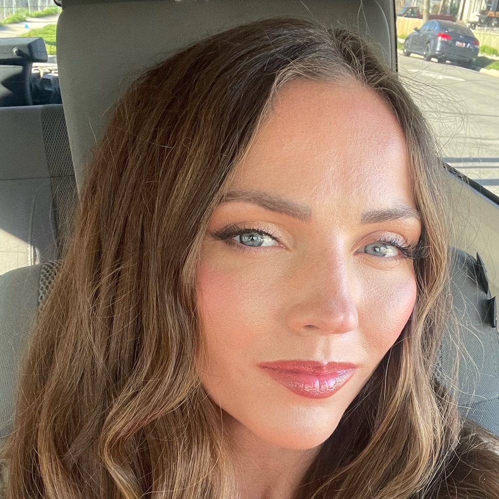 Meet your Posher, Abigail